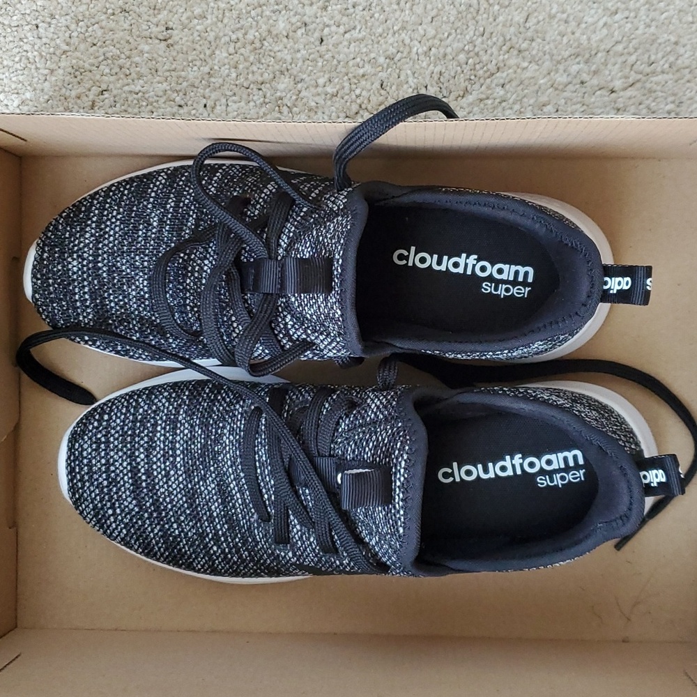 Adidas cloudfoam super US size 7
